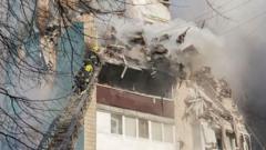 Russian attack hits flats in one of deadliest strikes on western Ukraine