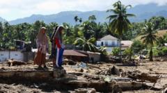 Death toll in Indonesia floods passes 500