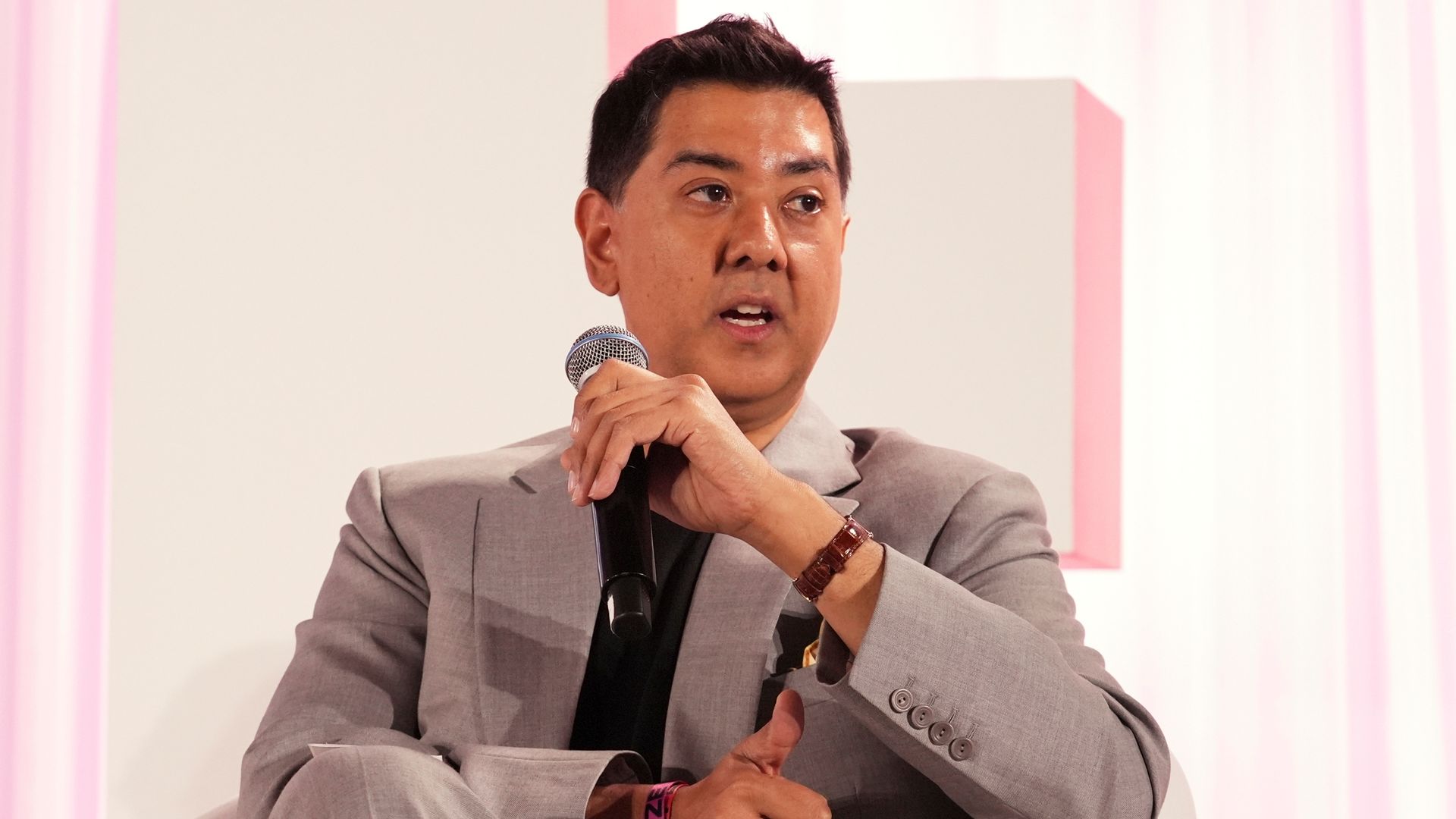 US judge blocks detention of British free speech campaigner