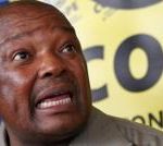 South Africa's long-serving former defence minister and former Robben Island prisoner dies