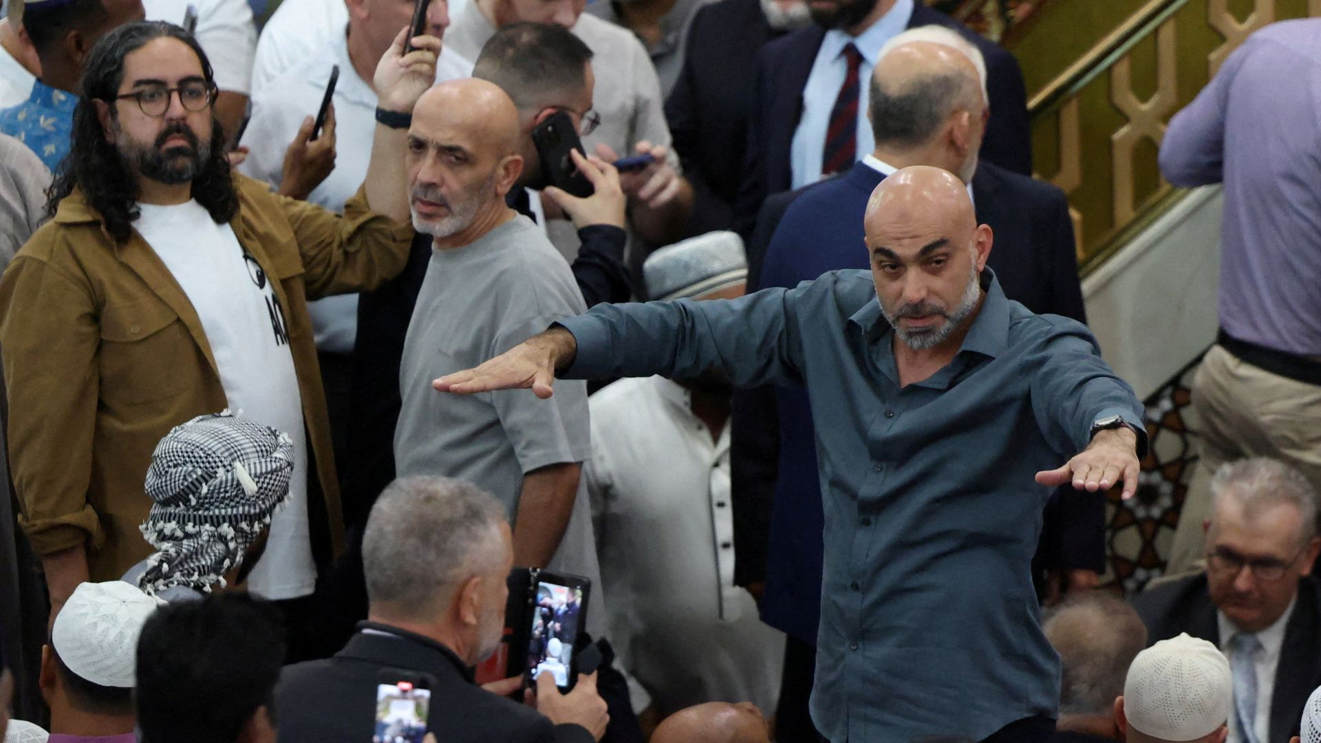 Australian prime minister booed at mosque during Eid prayers