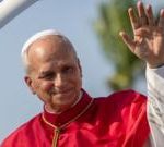 Pope says 'tyrants' speech was not aimed at Trump