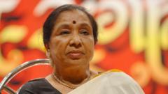 Celebrities and fans pay tributes to Asha Bhosle