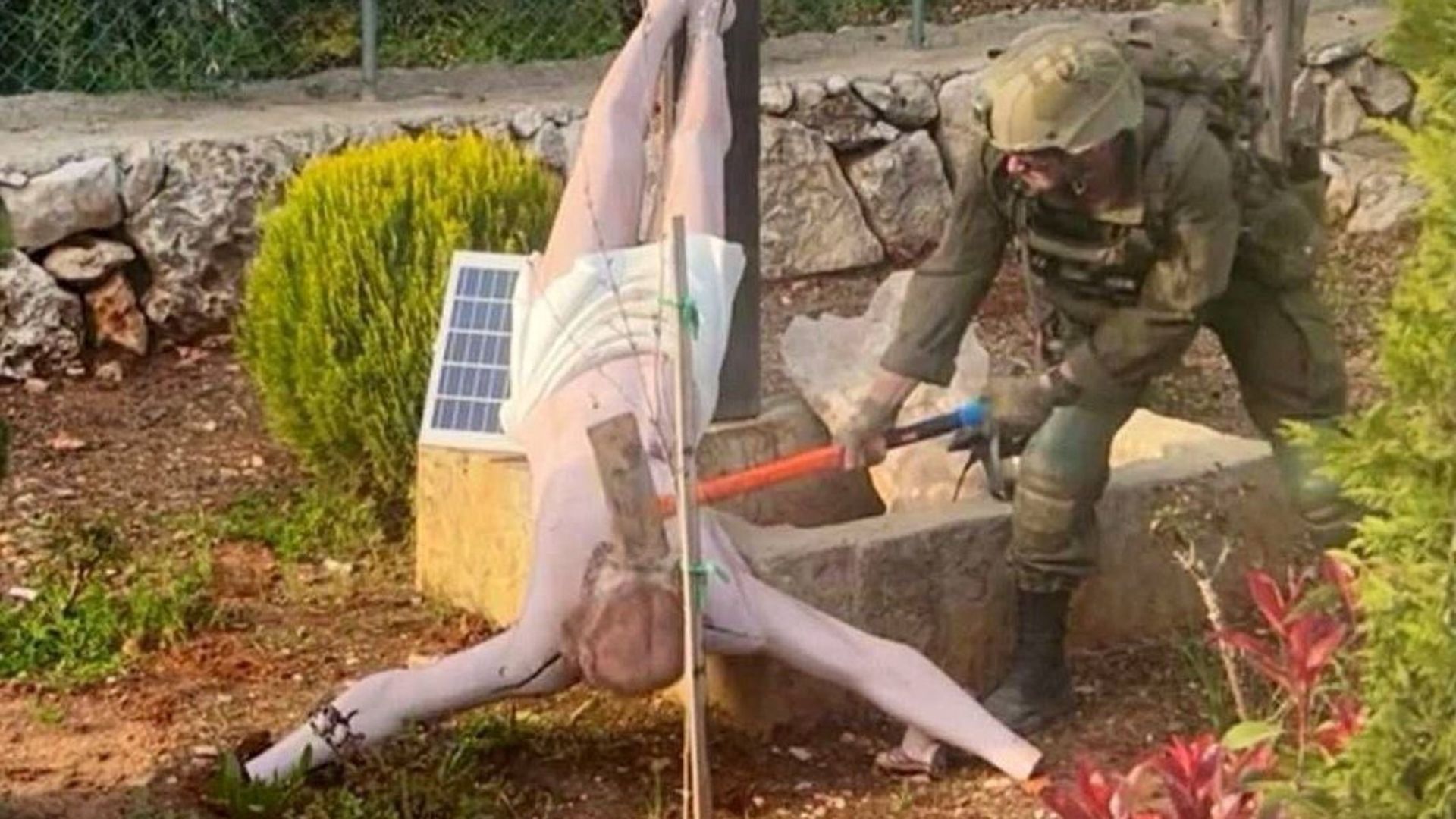 IDF soldier damages Jesus statue with sledgehammer in Lebanon - as Netanyahu responds