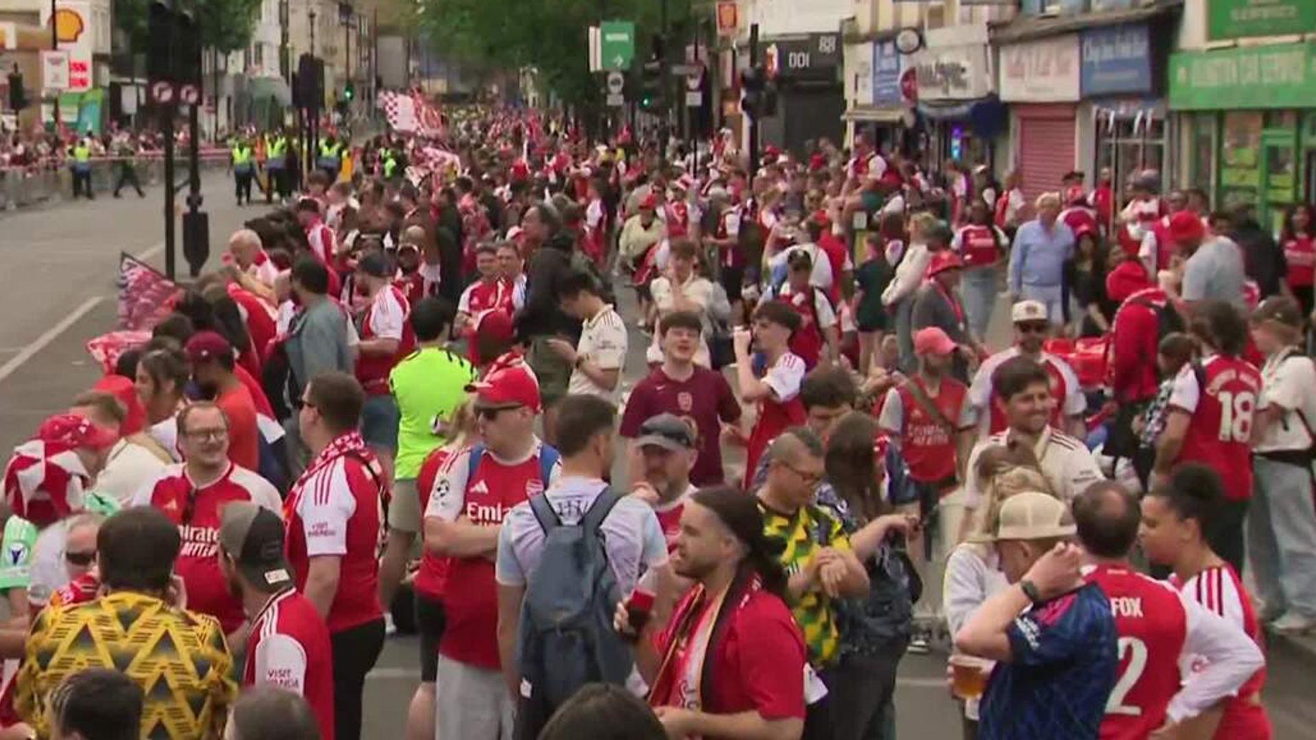 <a href='https://news.sky.com/story/champions-league-final-latest-arsenal-fans-out-in-force-in-budapest-as-their-team-face-psg-13549223?postid=11787688#liveblog-body'>Arsenal fans line the streets in North London ahead of Premier League trophy parade</a>