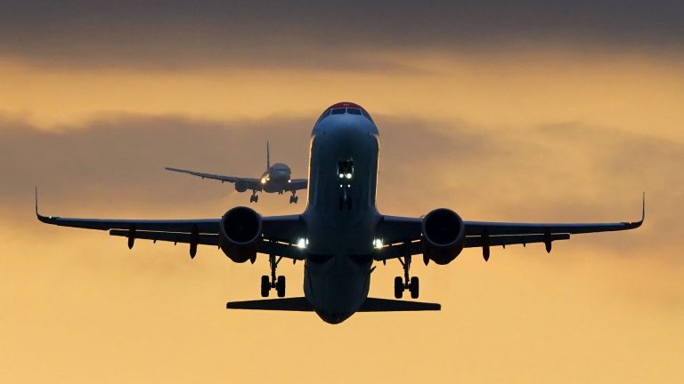 Disruptive passengers could be banned from all flights under government plan