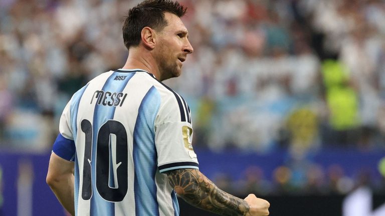 <a href='https://news.sky.com/story/world-cup-live-scotland-brazil-england-three-lions-bellingham-latest-13535760?postid=11956222#liveblog-body'>Who will face who in last 32 of World Cup?</a>