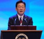South Korea proposes talks to officially end war with North