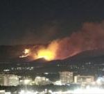Nearly 90,000 told to evacuate as wildfire approaches Reno, Nevada