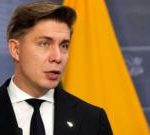 Lithuania ready to 'fight back' but has evacuation plans in face of Russia threats, PM tells BBC