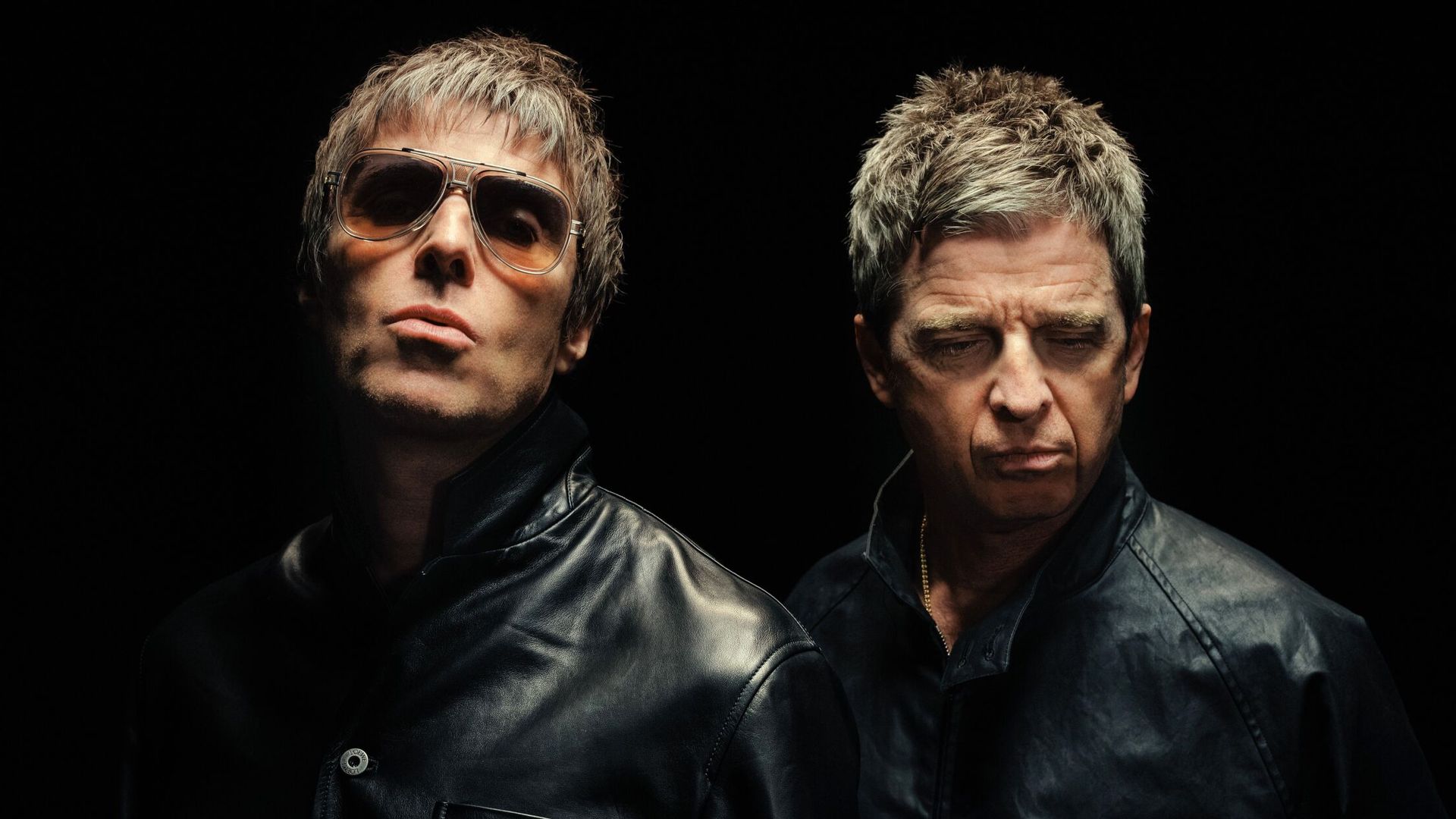 Oasis 'sue' over auction of unheard recordings archive